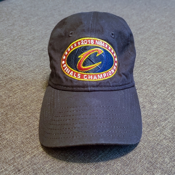 New Era Cleveland Cavaliers Hat - Picture 2 of 6